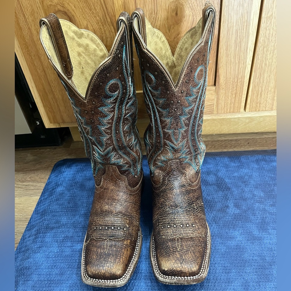 Ariat Boots - Women’s size 9